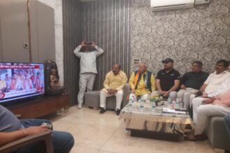 डा. वाजपेयी ने सुनी पीएम के मन की बात