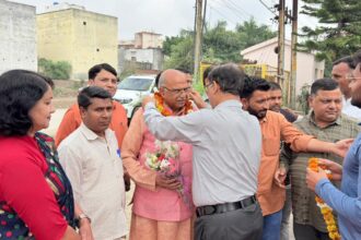 कैंट विधायक ने किया विकास कार्यों का शुभारंभ
