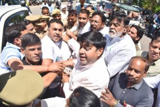पुलिस पर भारी पड़ी टीम रंजन शर्मा