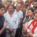 पास गए तो खैर नहीं! सेंट्रल मार्केट पर नेताओं को मैसेज