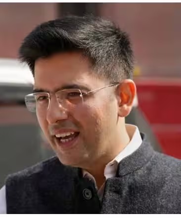 राघव समेत आप के तीन सांसद भाजपा में शामिल