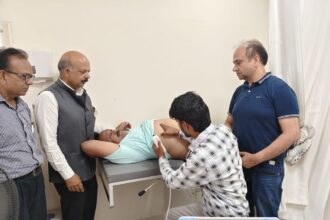 हेल्थ एंड फिटनेस सोसाइटी का निशुल्क चिकित्सा कैंप