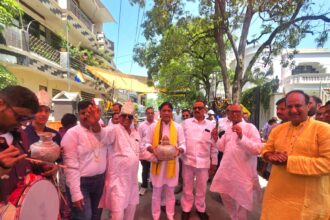 दिगंबर जैन मंदिर से श्रीजी की रथ यात्रा