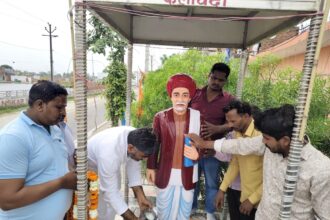 अतुल प्रधान का महात्मा ज्योतिबा फूले को नमन