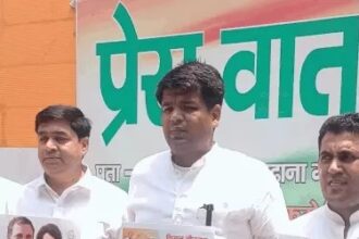 केंद्र सरकार को बताया किसान व युवा विरोधी