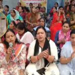 आसमान से आग बरस रही है! हजूर टैंट की इजाजत दे दीजिए