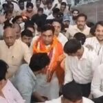 काली पलटन में पूजा अर्चना कर लिया आर्शीवाद