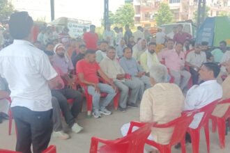 निगम के आउटसोर्स ड्राइवरों पर मंडराया खतरा