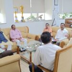 योगी सरकार दे रही भरपूर बिजली फिर कटौती क्यों