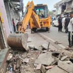 नालों की पटरियों पर कब्जे कैसे हो सफाई