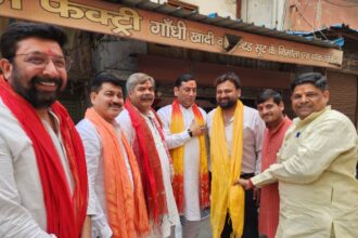 व्यापारियों से मिले राज्यमंत्री डा. सोमेन्द्र तोमर