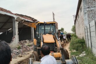 करोड़ों कीमत की पार्क की जमीन करायी मुक्त