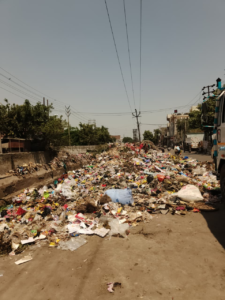 नरक में कैसे लें सांस GIC की छात्राएं