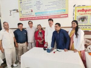 र्यावरण एव स्वच्छता क्लब का नेत्र जांच शिविर