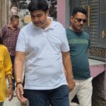 मंत्री के रिश्तेदार ठेकेदार को लूट की छूट क्यों