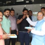 भाजपाइयों ने मनाया सीएम योगी का जन्म दिन