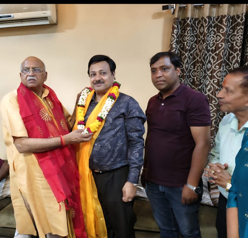डा. संजय जैन बोले अमित अग्रवाल विकास पुरूष