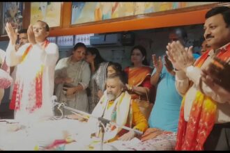 राधा पुराण कथा में शामिल हुए डा. संजय