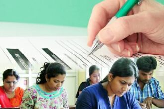 कड़े सुरक्षा इंतजाम में प्रवक्ता की परीक्षा