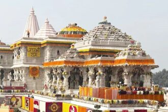 करोड़ों के चढ़ावा चोरी पर विनय कटियार ने बरसे