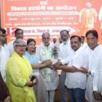 सपा की सरकार बनी तो छिन जाएंगे घर व गाड़ी
