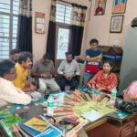 ट्रकों को ले जाने को लेकर ट्रांसपोर्टरों का हंगामा