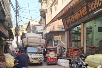 खंदक बाजार की चाबियां सौंप देंगे व्यापारी
