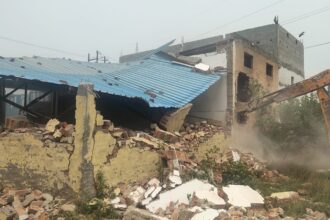 सरकारी जमीन पर बनीं चार फैक्ट्री जमीदोज