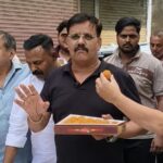 अकेले नहीं सतीश शर्मा अफसरों की भी हो जांच