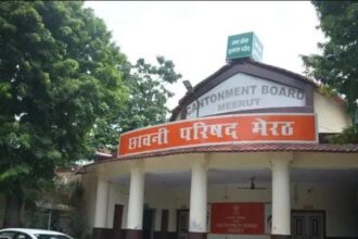 CEO से ठेके को लेकर ठेकेदार के सवाल