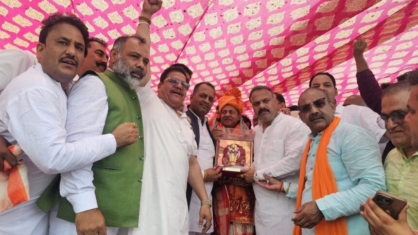 नवाब सिंह नागर को जोरदार स्वागत