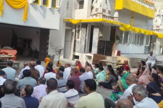 सौम्य सागर जी महाराज कई मंदिरों में पहुंचे