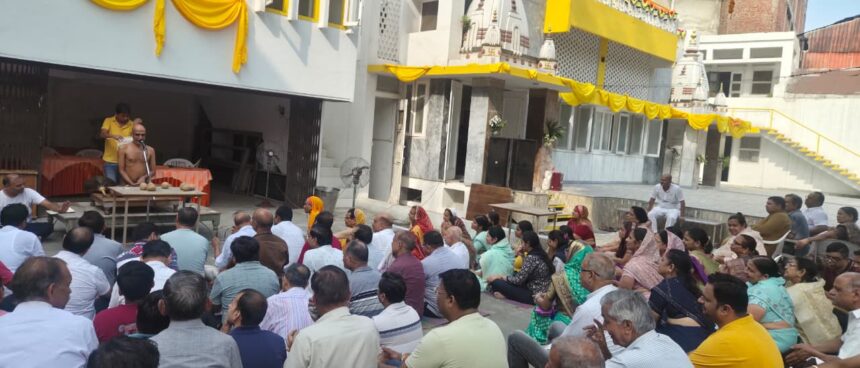 सौम्य सागर जी महाराज कई मंदिरों में पहुंचे