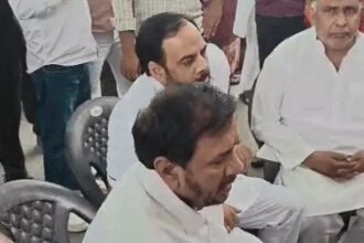 बड़ी देर कर दी मेहरबां आते आते