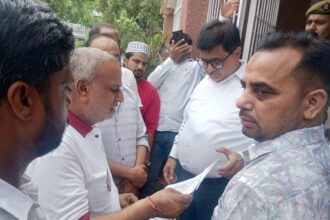 महंगाई के विरोध में व्यापार मंडल का प्रदर्शन