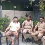 देर रात छापों के बाद कांग्रेसी हाउस अरेस्ट