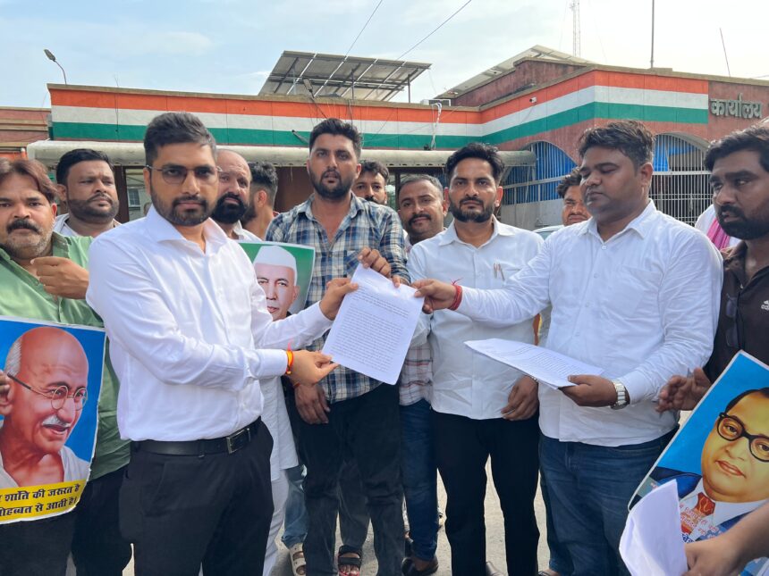बर्बरता के विरोध में राष्ट्रपति को ज्ञापन