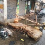 खैरनगर में दुकानों में घुसा बारिश का पानी