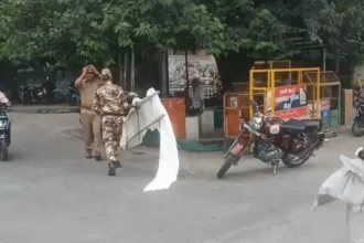 अर्थी दहन को लेकर सपाइयों की पुलिस से झड़प