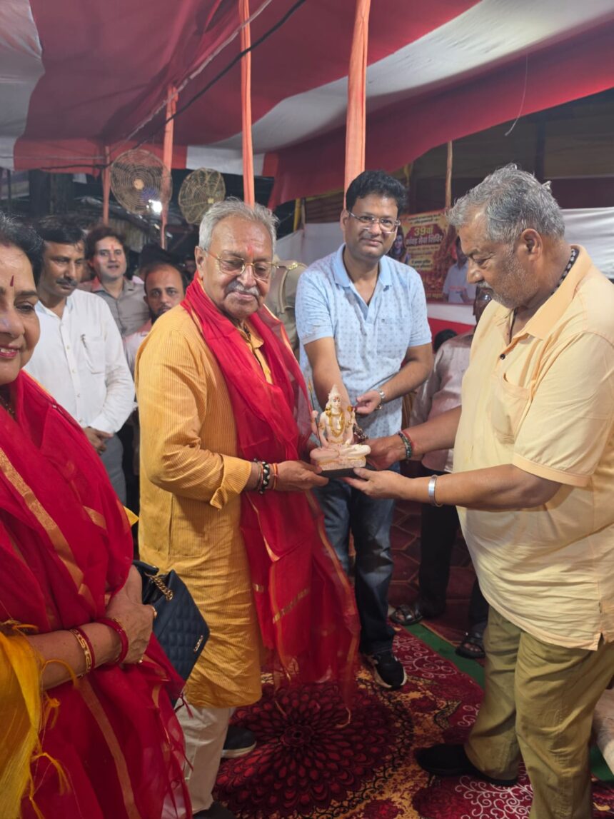 बड़ी संख्या में पहुंचे भाजपा के तमाम नेता
