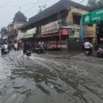 बारिश के नाम से डरने लगे हैं शहर के वाशिंदे