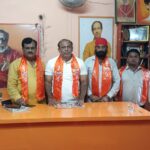 शिवसेना के धर्मेन्द्र तोमर से मिले वीरेंद्र अरोड़ा