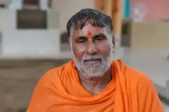 मस्जिद के सामने हनुमान चालिसा की चेतावनी