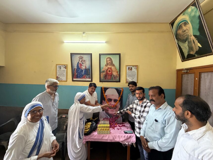 कांग्रेसियों ने राजीव गांधी की जयंती मनायी