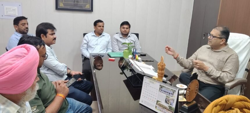 सरकारी महकमों पर नियम लागू क्यों नहीं