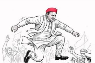 अखिलेश के मिशन 2027 पर भारी खुद सपाई