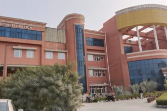 बीमार है LLRM मेडिकल का ड्रेनेज सिस्टम