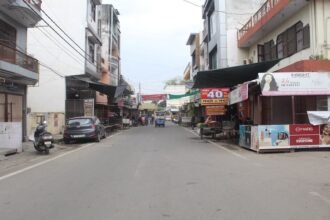 अलग थलग पड़ा व्यापार संघ-बार IMA नर्सिंगहोम व व्यापारी बंद के साथ