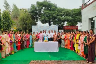 उत्तम पब्लिक स्कूल में छात्राओं ने मनाया शिक्षक दिवस