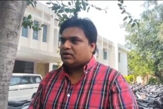 हॉस्पिटल में हंगामा करती है महिला चिकित्सक